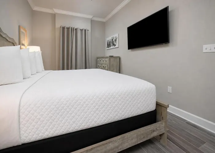 Phoenix Gulf Towers 2606 Apartment *